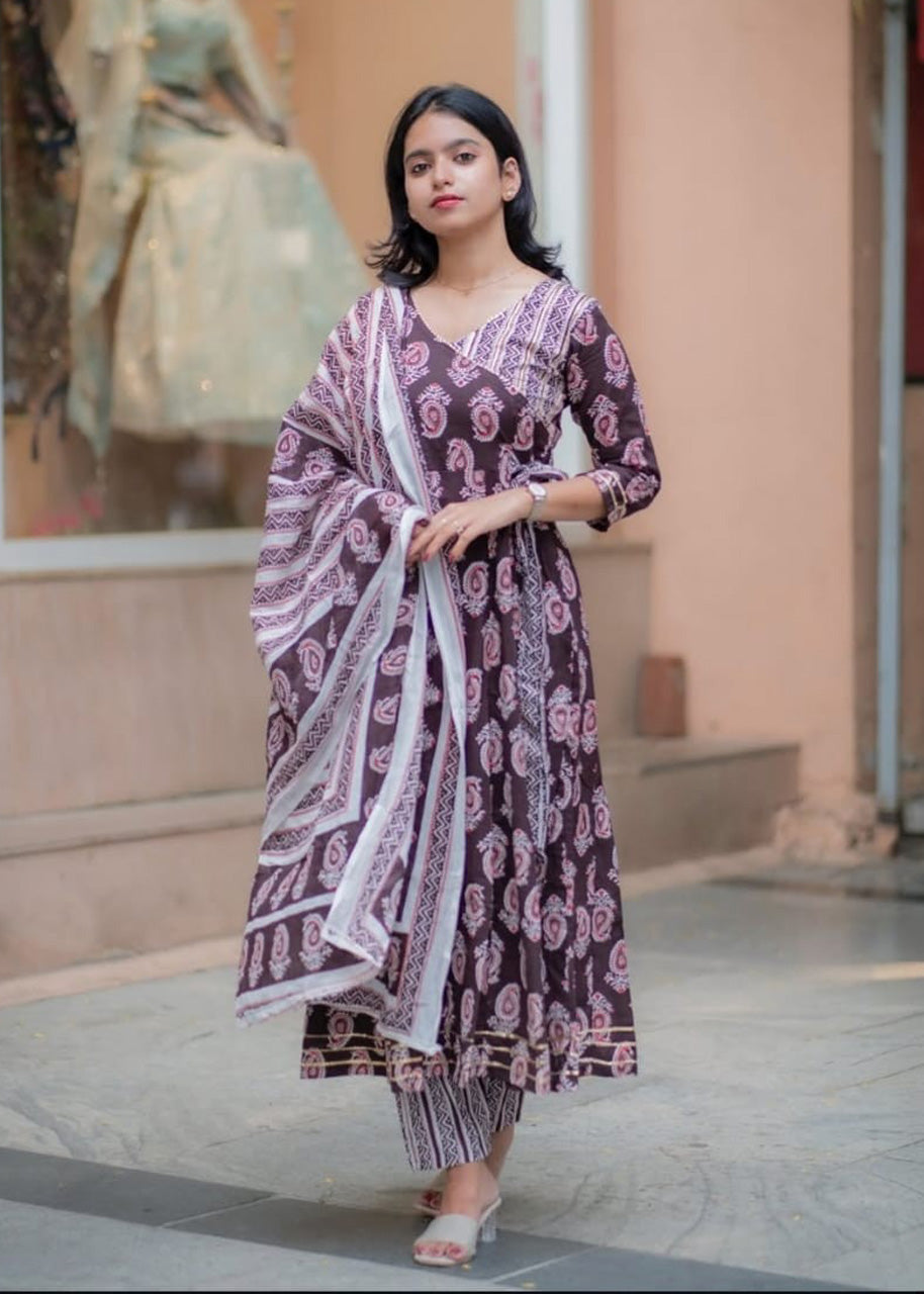 Cotton Straight Kurta Pant Set with Malmal Dupatta