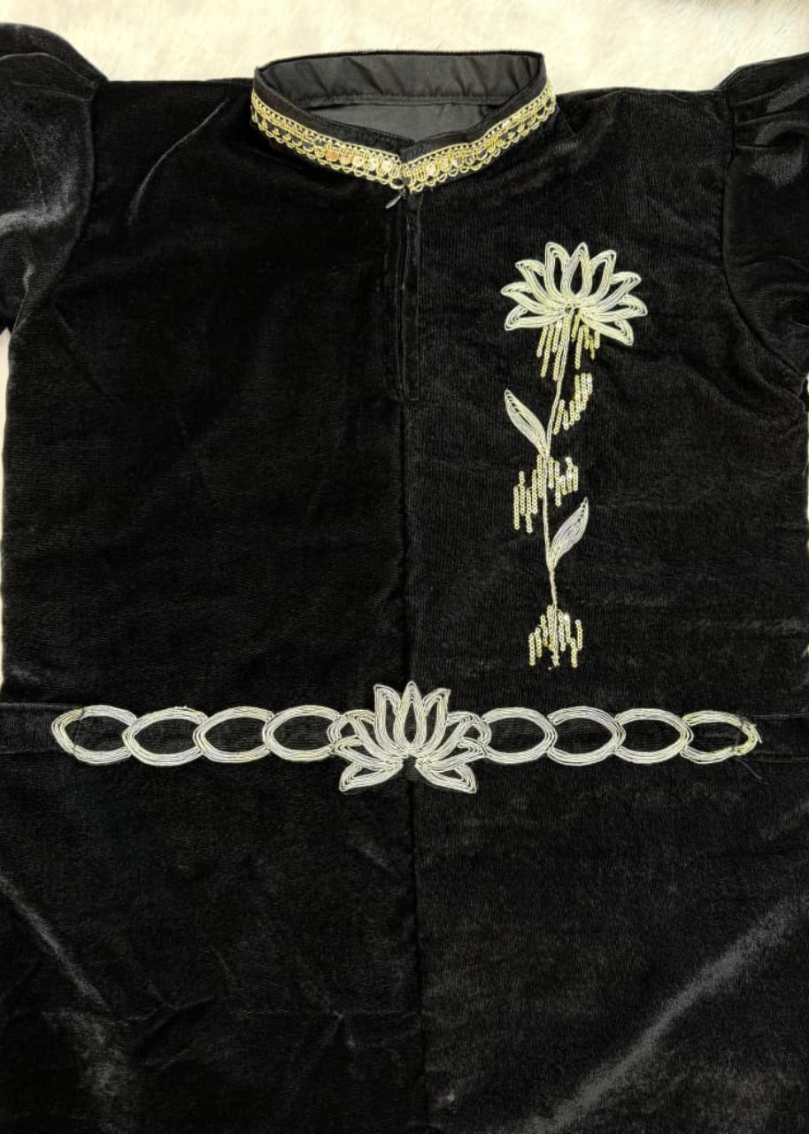 Premium Indo-Western 3-Piece Velvet Saree Set