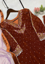 2025 Winter Velvet Collection 3-Piece Suit Set with Pant & Net Dupatta